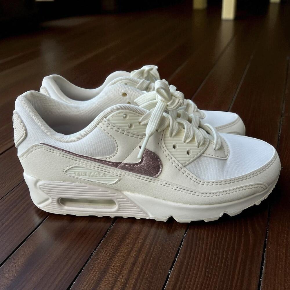 Nike Air Max - Picture 7 of 11